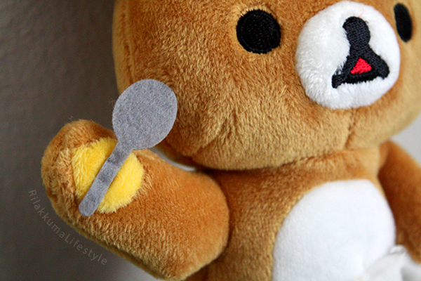 Shaved Ice Rilakkuma - spoon detail