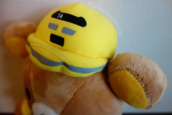 Rilakkuma Meets Dr. Yellow - store exclusive hat detail