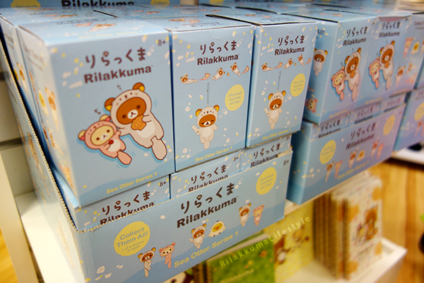 Rilakkuma Lifestyle - リラックマ - Rilakkuma Shop - Christmas Event - Westfield Brandon Center Mall Florida - First Rilakkuma Shop in US - Otter series - Rilakkuma otter blind box