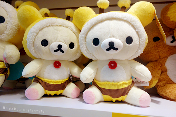Rilakkuma Lifestyle - リラックマ - Rilakkuma Shop - Christmas Event - Westfield Brandon Center Mall Florida - First Rilakkuma Shop in US - Bee series - Honey series - Honeybee serires - Korilakkuma honeybee suit plush